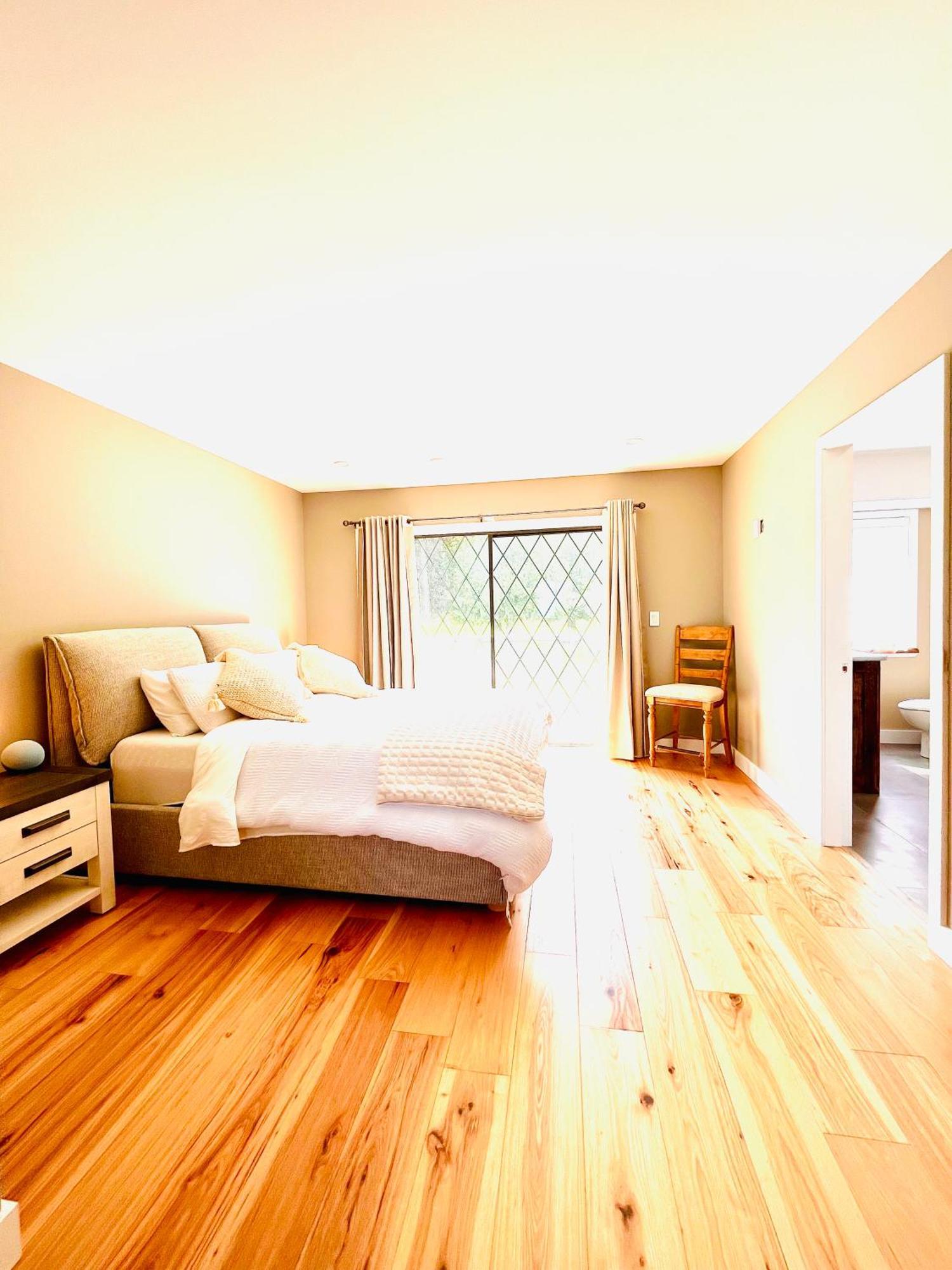 شاطئ كواليكم Oceanside Manor - Fancy Room - Golf Course & Beach View المظهر الخارجي الصورة
