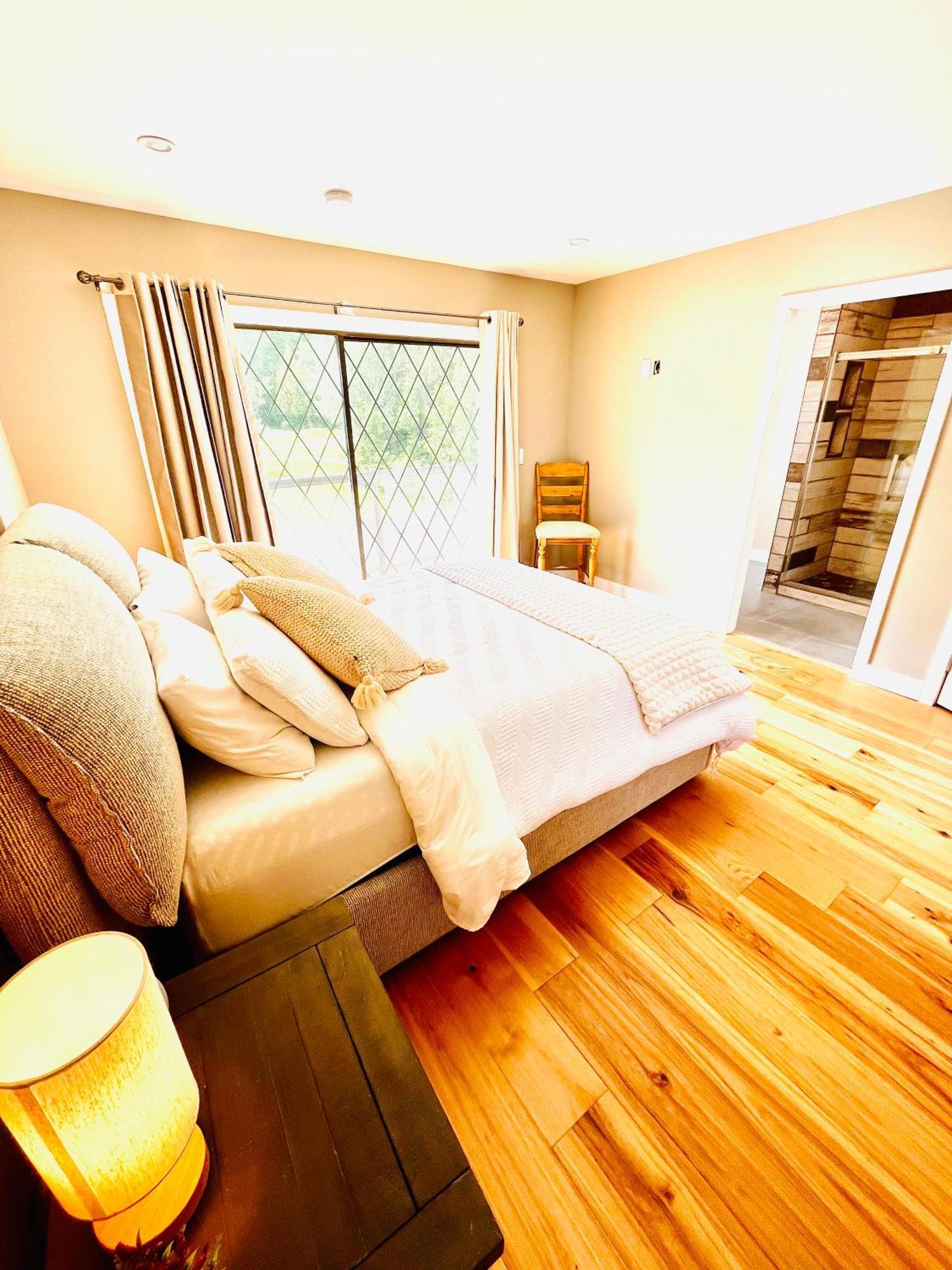 شاطئ كواليكم Oceanside Manor - Fancy Room - Golf Course & Beach View المظهر الخارجي الصورة