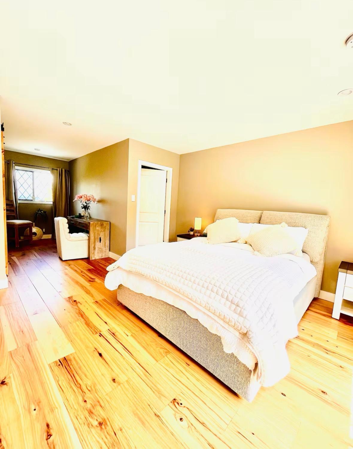 شاطئ كواليكم Oceanside Manor - Fancy Room - Golf Course & Beach View المظهر الخارجي الصورة