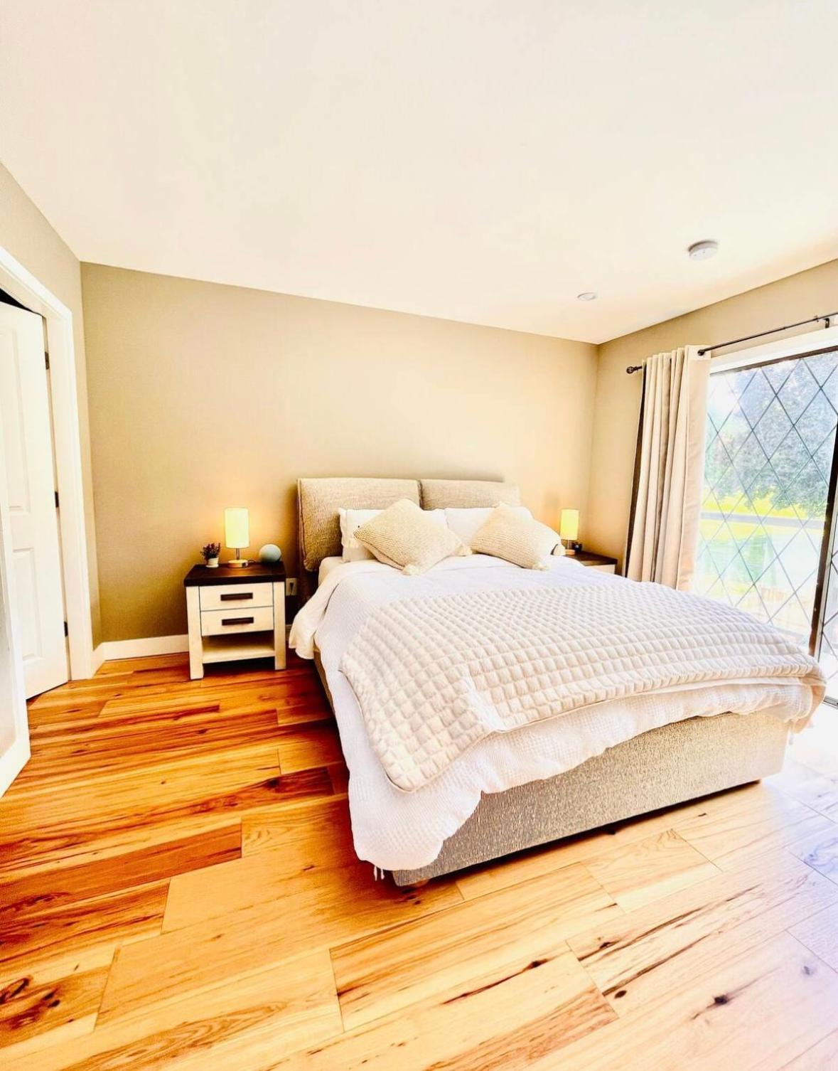 شاطئ كواليكم Oceanside Manor - Fancy Room - Golf Course & Beach View المظهر الخارجي الصورة